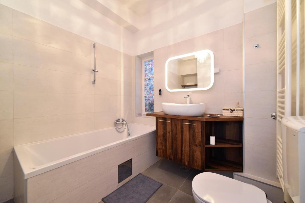 Cosy Lu Apartment Загреб Екстериор снимка